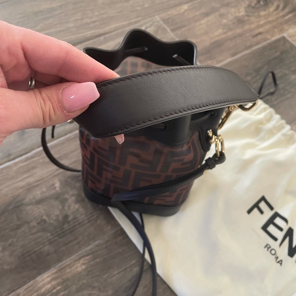 Fendi Zucca mesh Mon Tresor mini/bucket - Picture 6 of 16